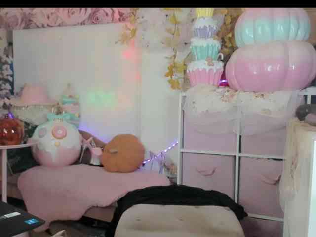 ElyinkPornsta webcam