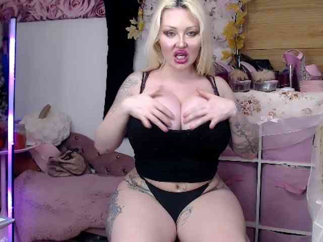 ElyinkPornsta webcam