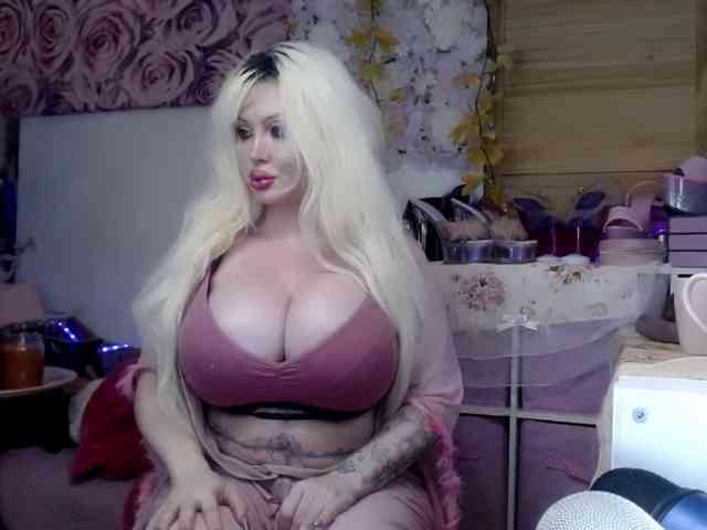 ElyinkPornsta webcam