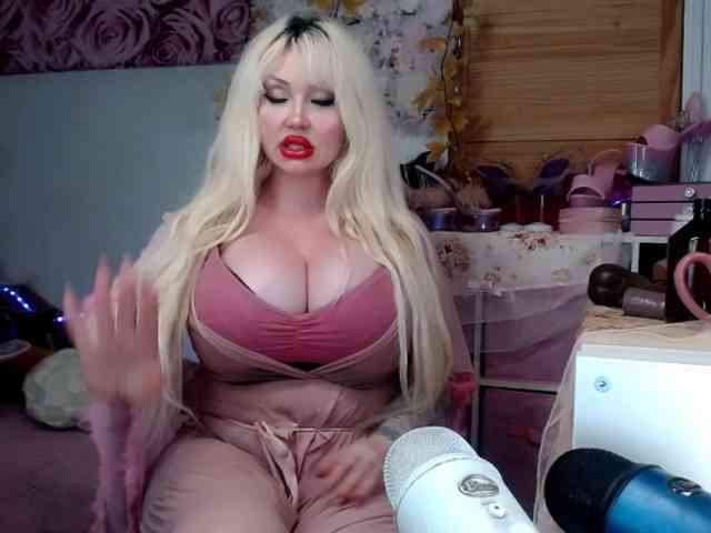 ElyinkPornsta webcam