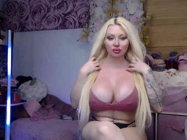 ElyinkPornsta webcam