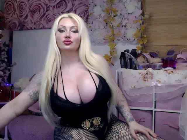 ElyinkPornsta webcam