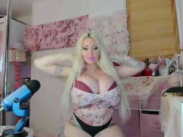 ElyinkPornsta webcam