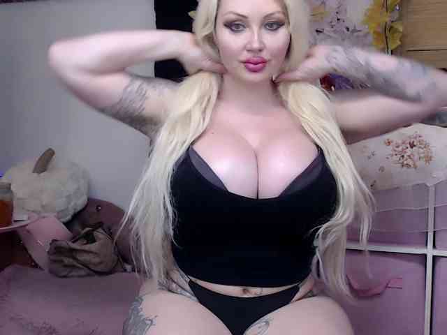 ElyinkPornsta webcam