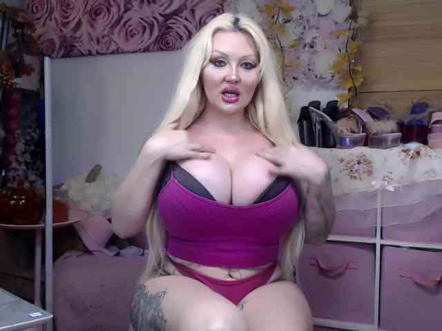 ElyinkPornsta webcam