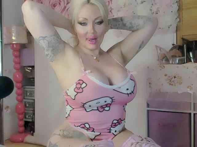 ElyinkPornsta webcam
