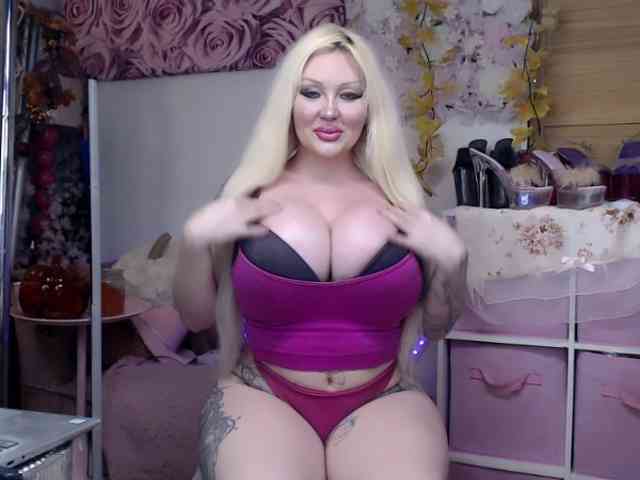 ElyinkPornsta webcam