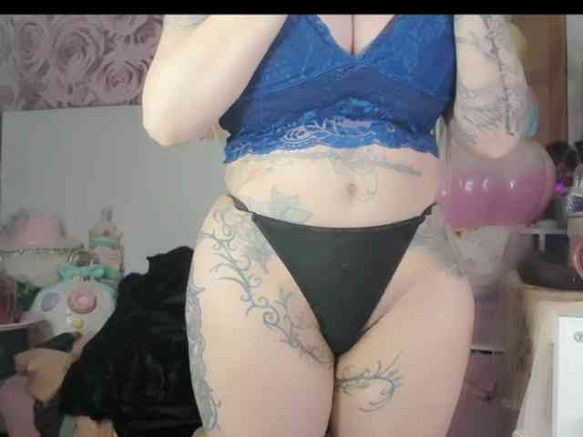 ElyinkPornsta webcam