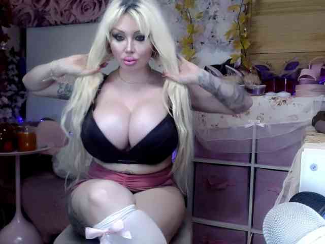 ElyinkPornsta webcam