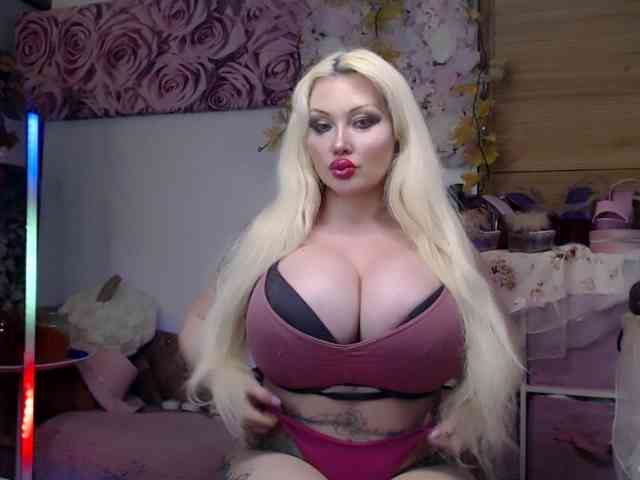 ElyinkPornsta webcam