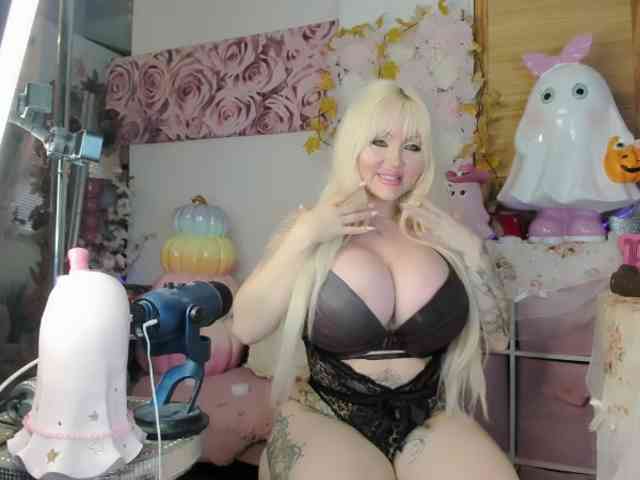 ElyinkPornsta webcam