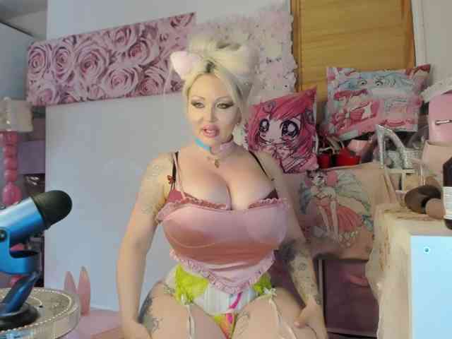 ElyinkPornsta webcam