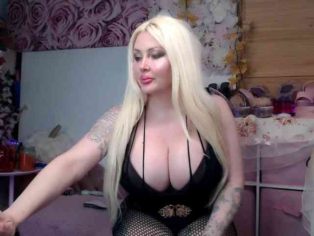 ElyinkPornsta webcam