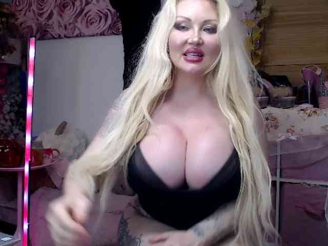 ElyinkPornsta webcam