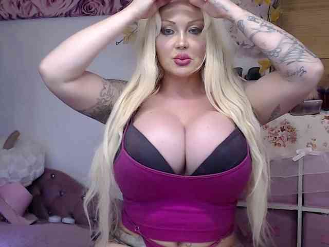 ElyinkPornsta webcam