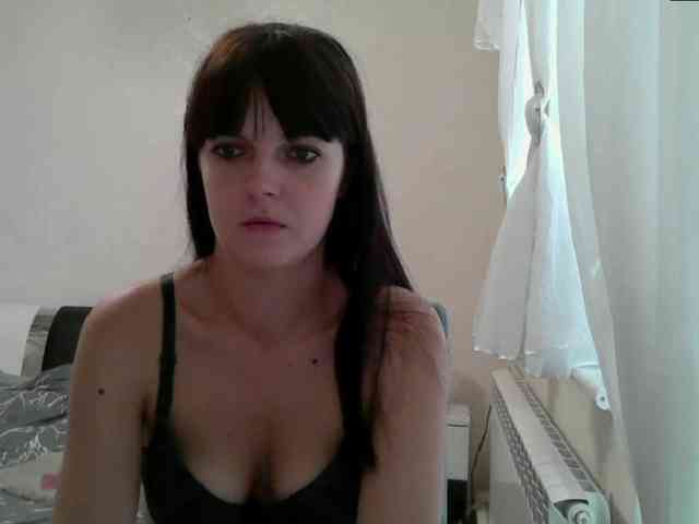 HotBrianna webcam