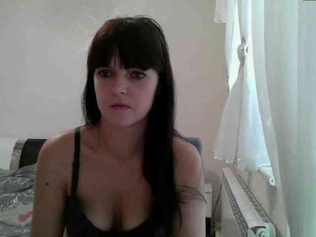 HotBrianna webcam