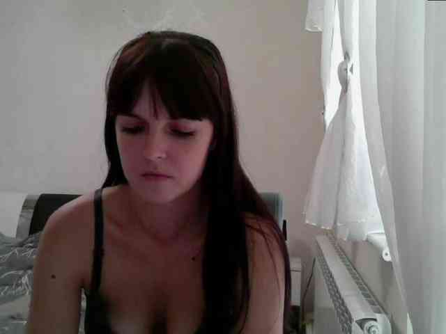 HotBrianna webcam