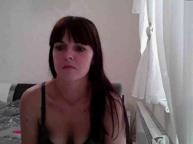 HotBrianna webcam