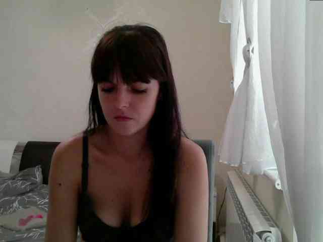 HotBrianna webcam