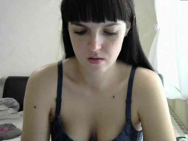 HotBrianna webcam