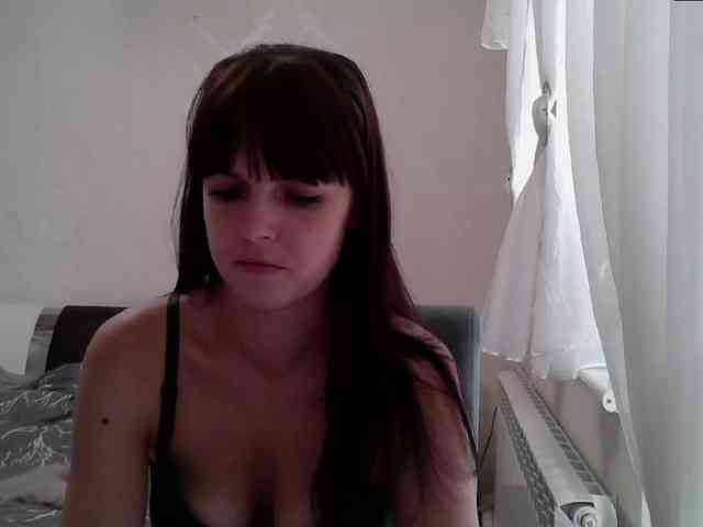 HotBrianna webcam
