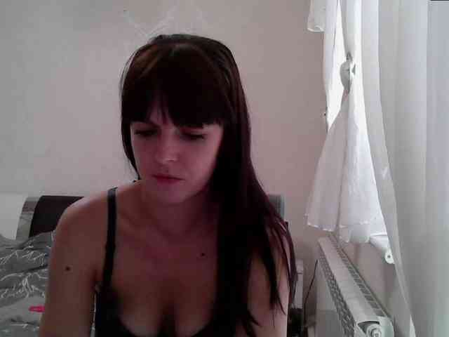 HotBrianna webcam