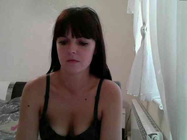HotBrianna webcam