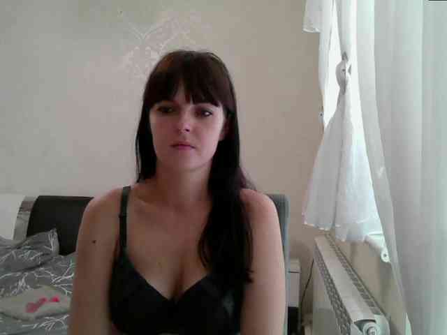 HotBrianna webcam