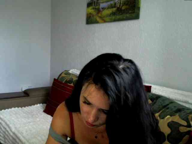 MilfLunna webcam