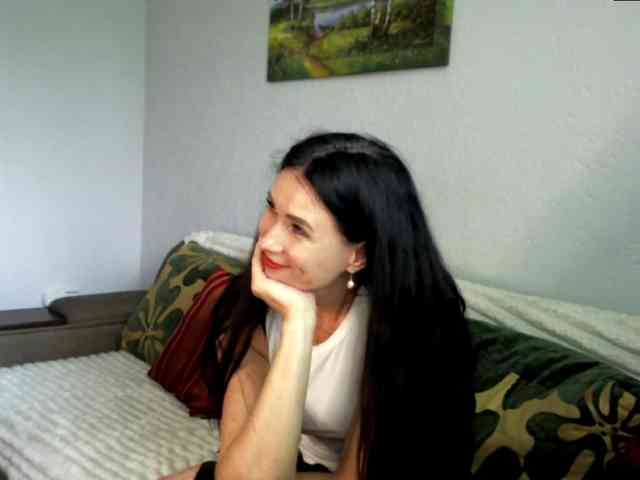 MilfLunna webcam