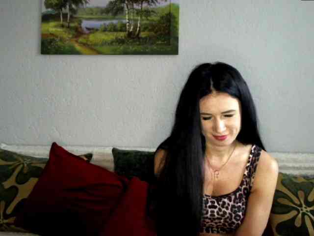 MilfLunna webcam
