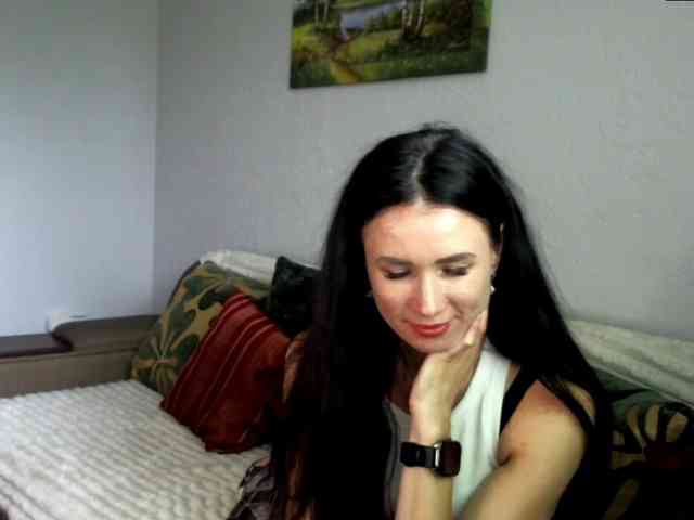 MilfLunna webcam