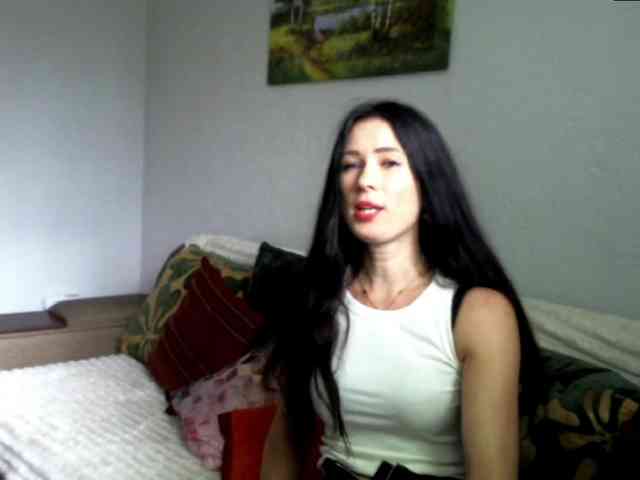MilfLunna webcam