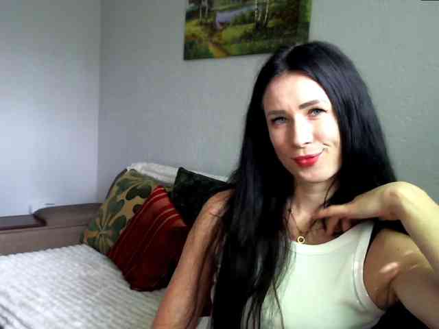 MilfLunna webcam