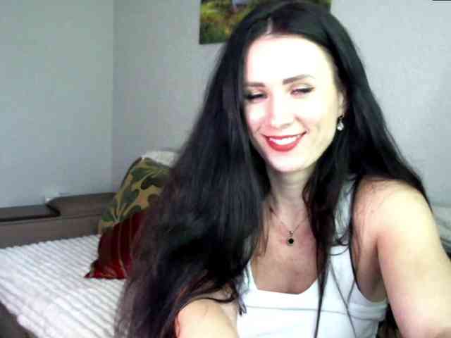 MilfLunna webcam