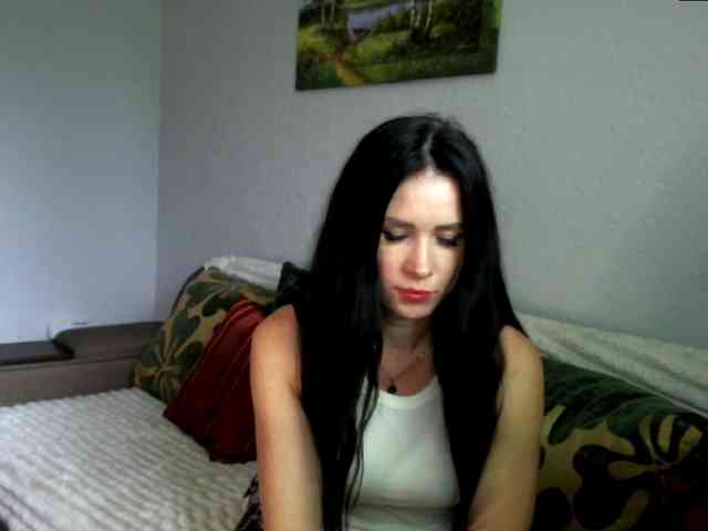 MilfLunna webcam