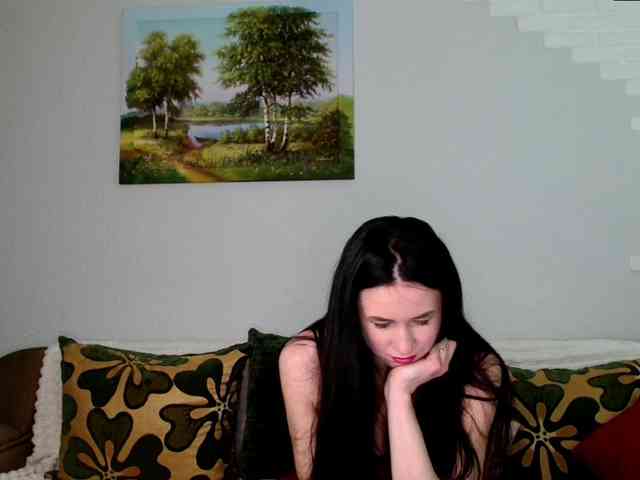 MilfLunna Live Webcam on BongaCams