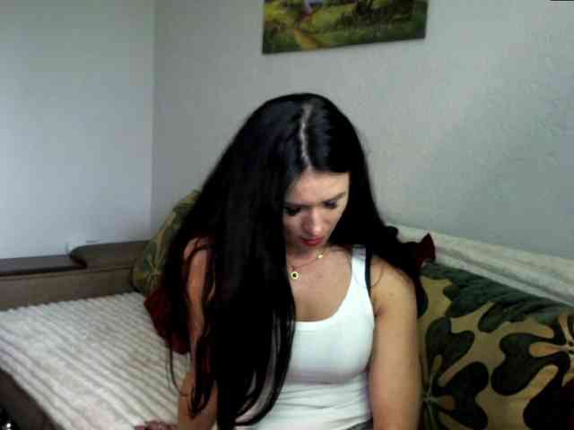 MilfLunna webcam