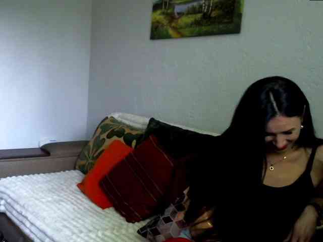 MilfLunna webcam