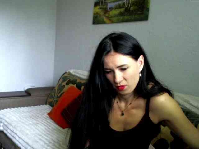 MilfLunna webcam