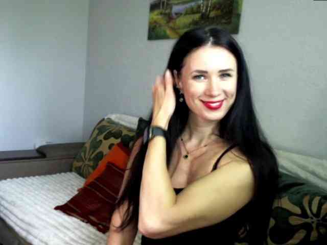MilfLunna webcam