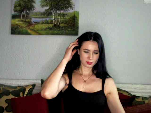MilfLunna webcam