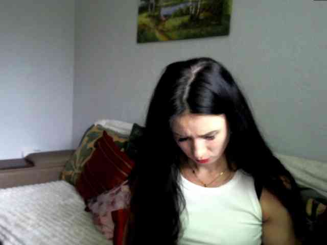 MilfLunna webcam