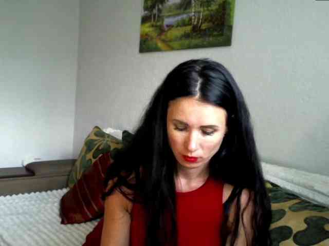 MilfLunna webcam