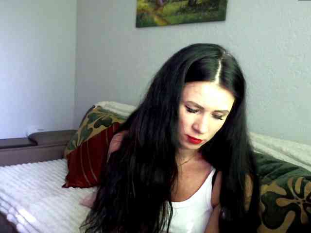 MilfLunna webcam