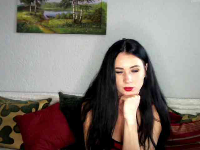 MilfLunna webcam
