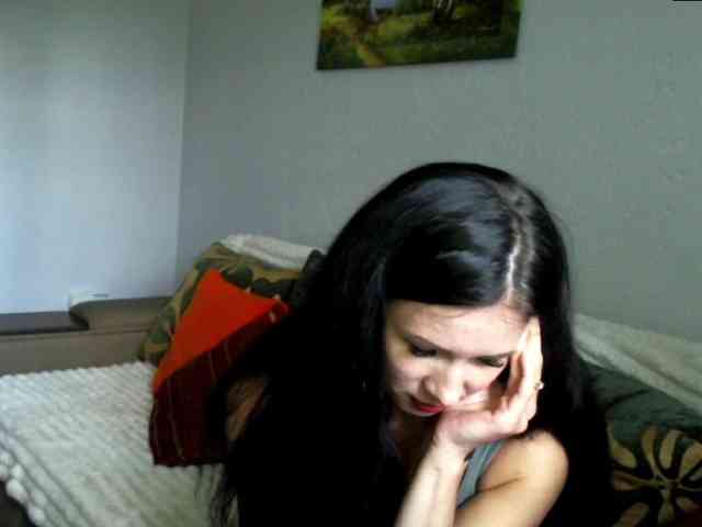 MilfLunna webcam