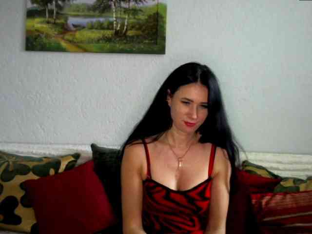 MilfLunna webcam