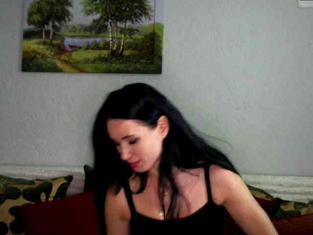MilfLunna webcam